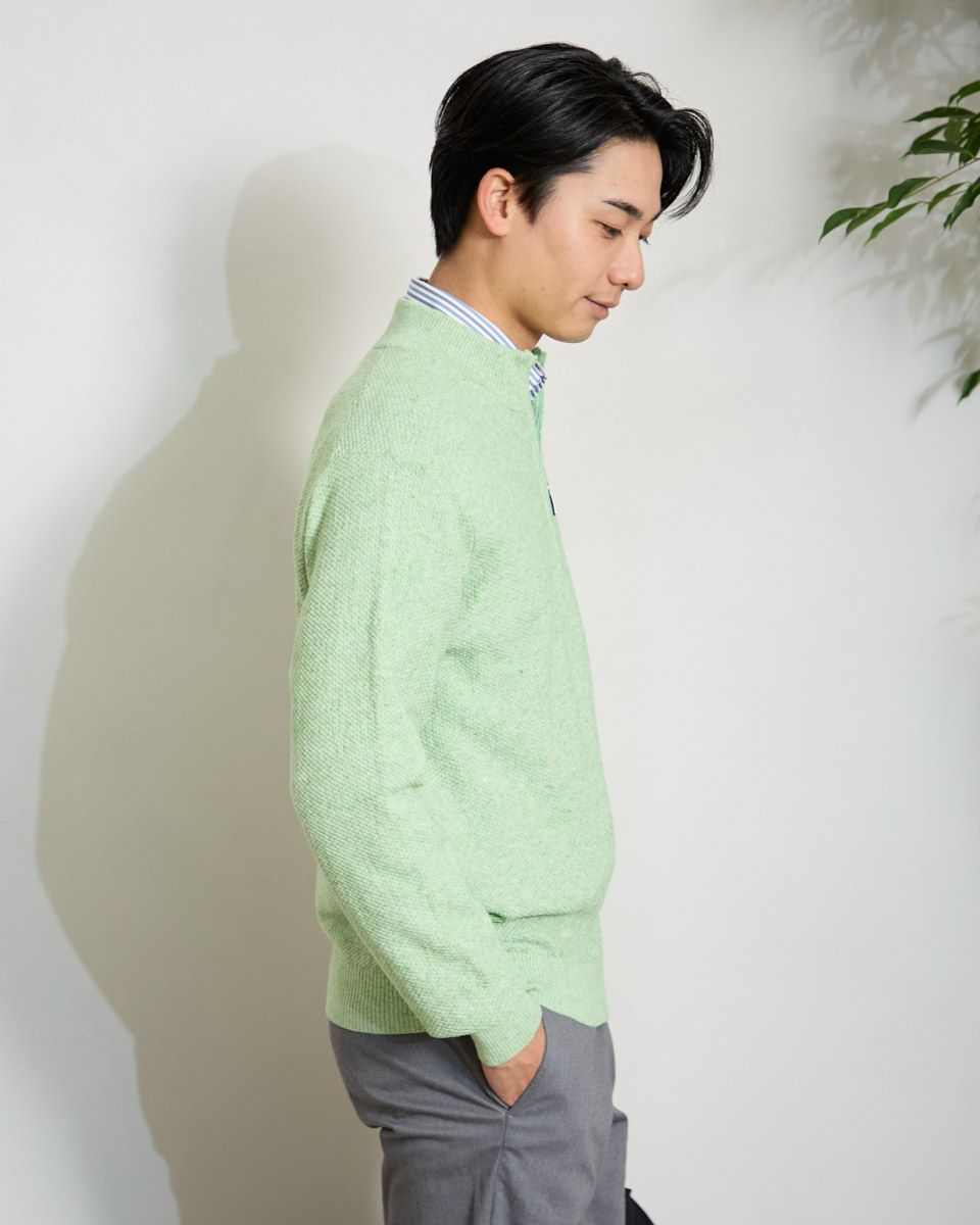 ハーフZIPニット