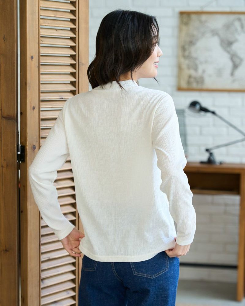 ハイネックTシャツ