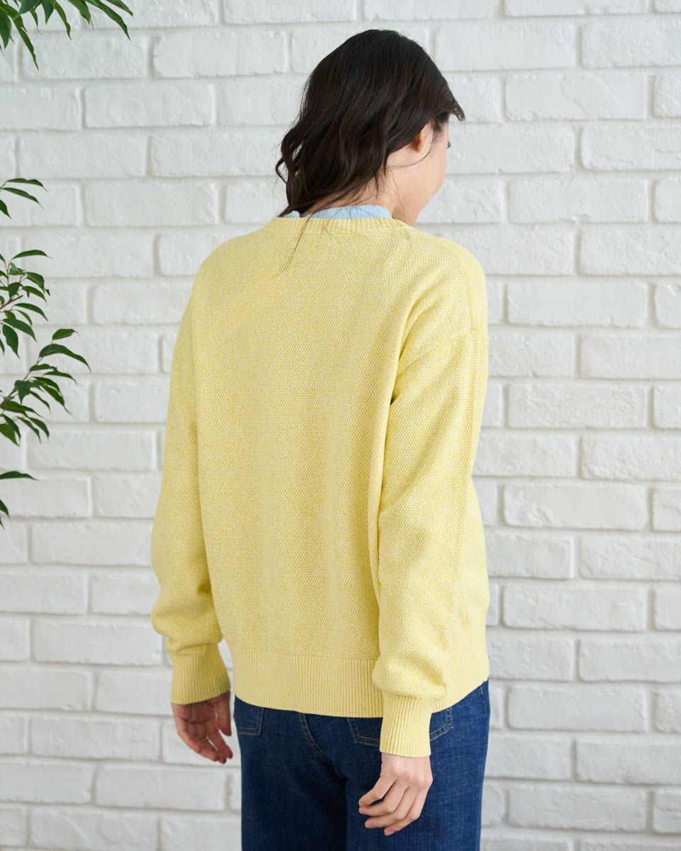 クルーネックセーター