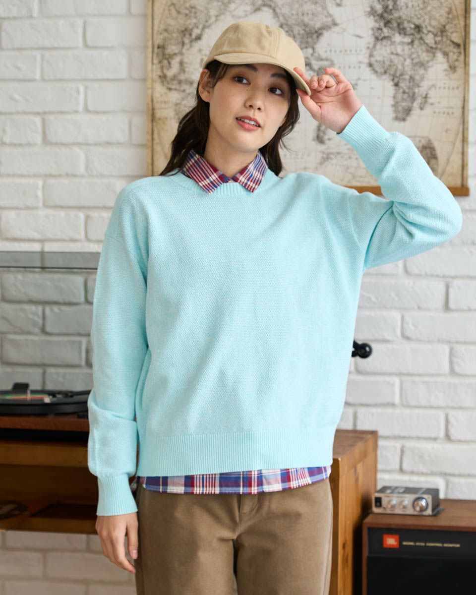 クルーネックセーター