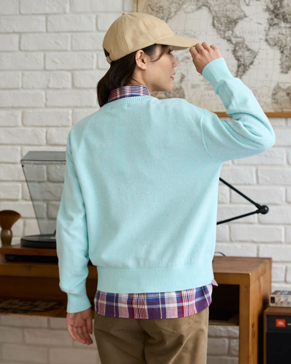 クルーネックセーター