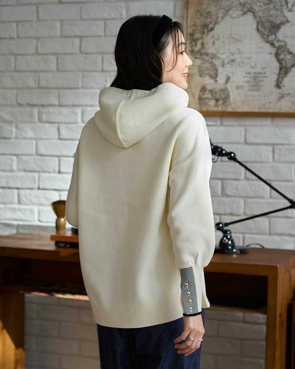 ニットフーディ