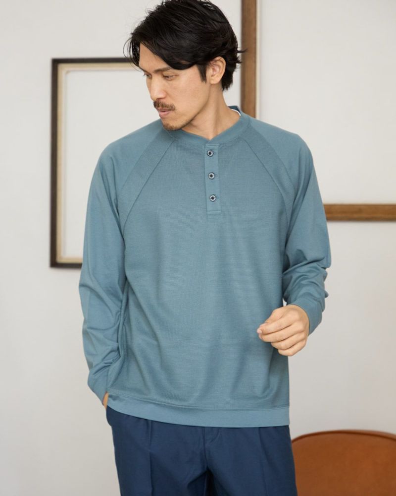 ヘンリーネックTシャツ