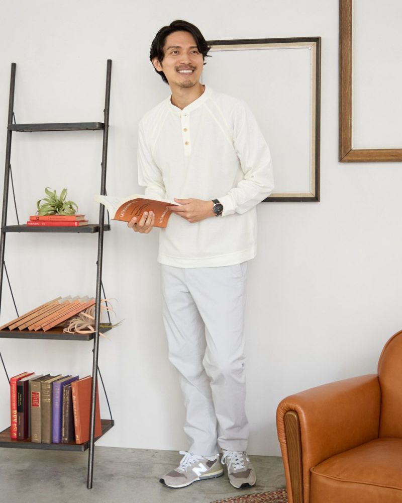 ヘンリーネックTシャツ