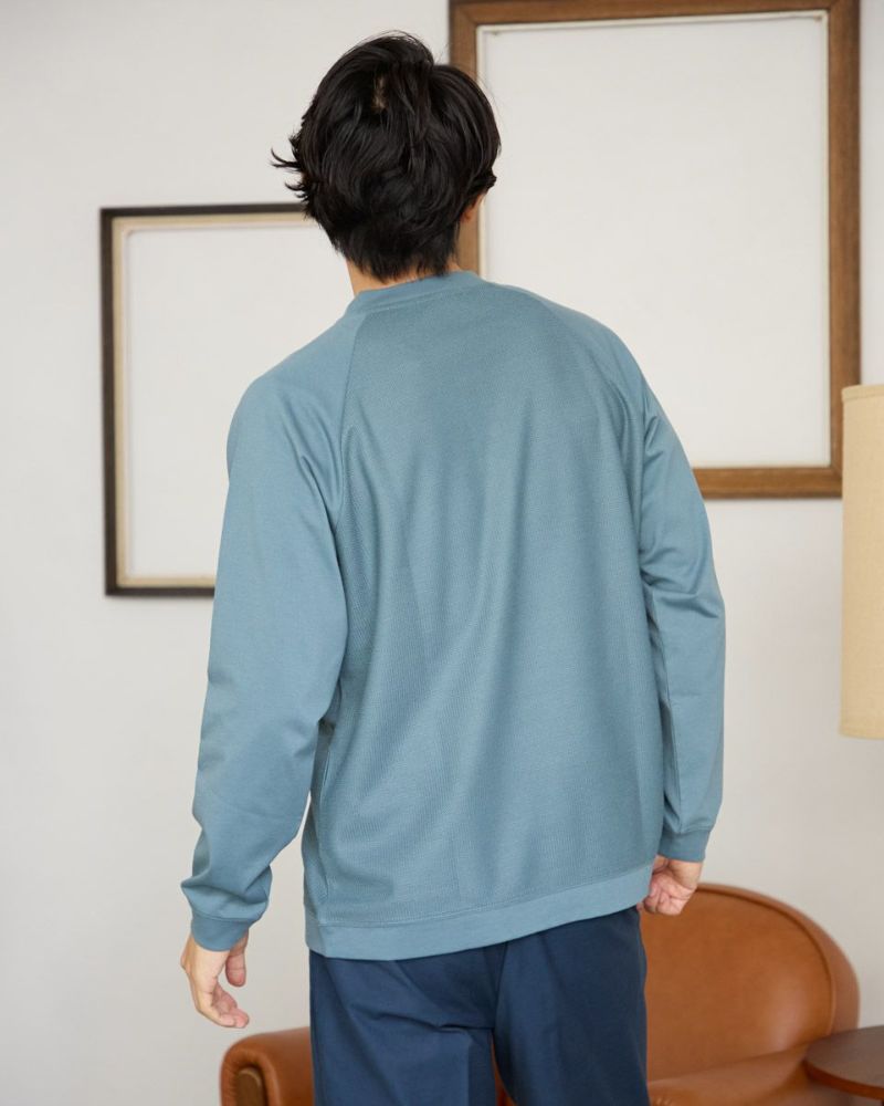 ヘンリーネックTシャツ