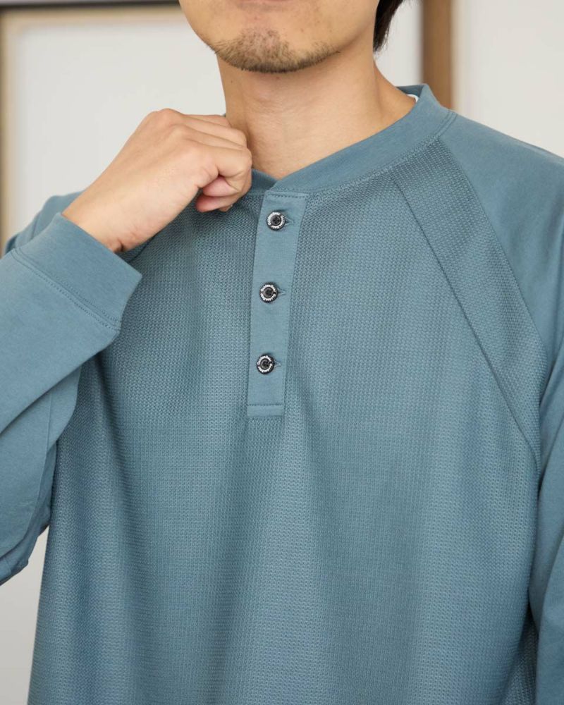 ヘンリーネックTシャツ