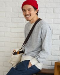 クルーネックスウェット