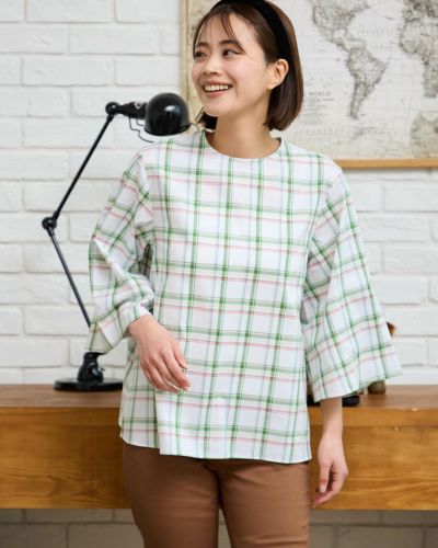 チェックシャツ