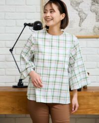 チェックシャツ