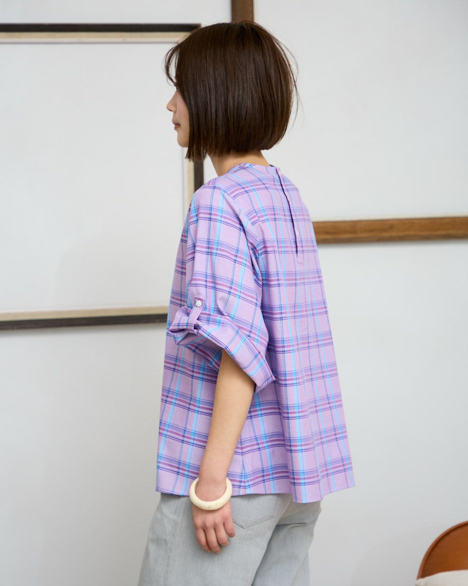 チェックシャツ