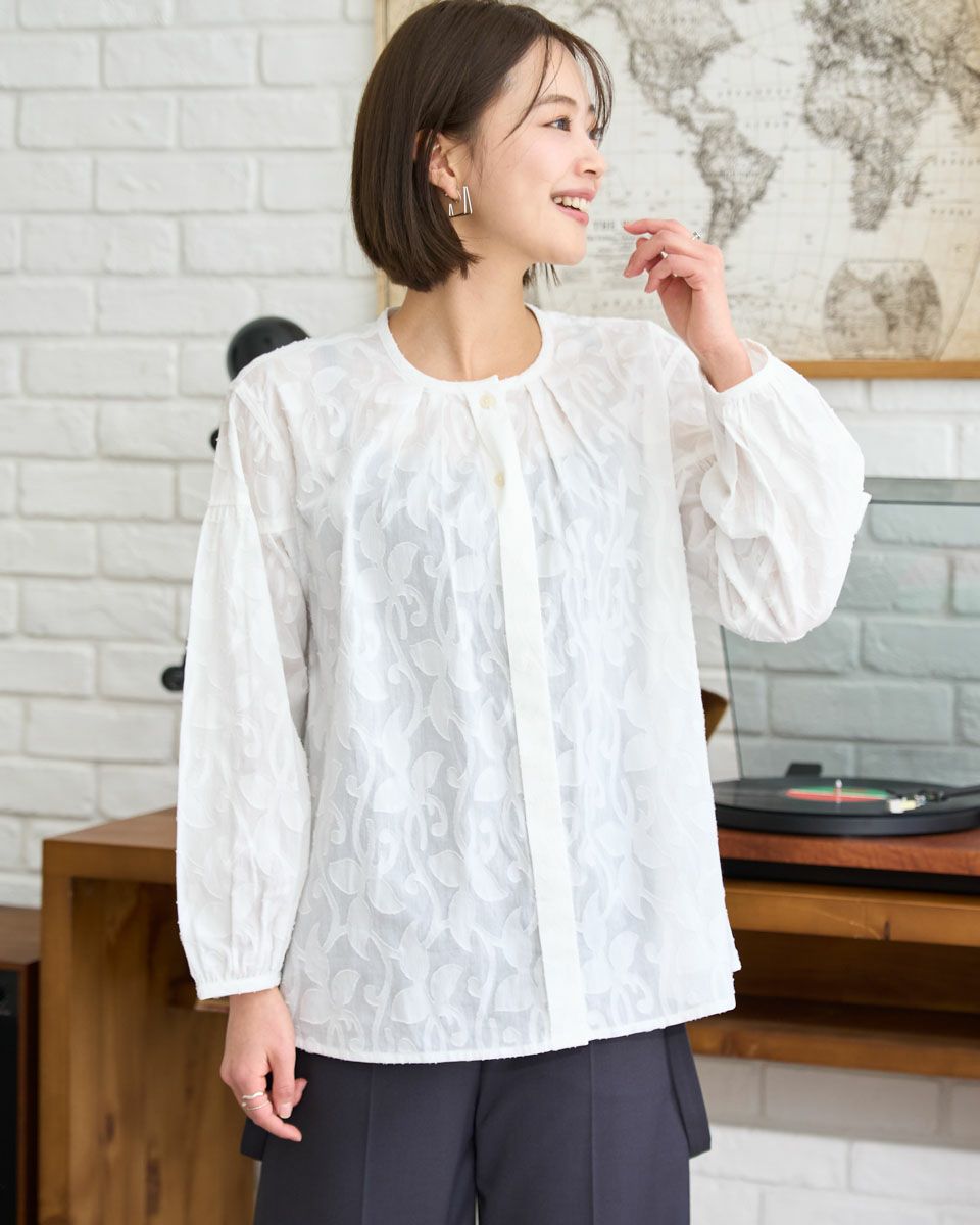 ジャカードブラウス