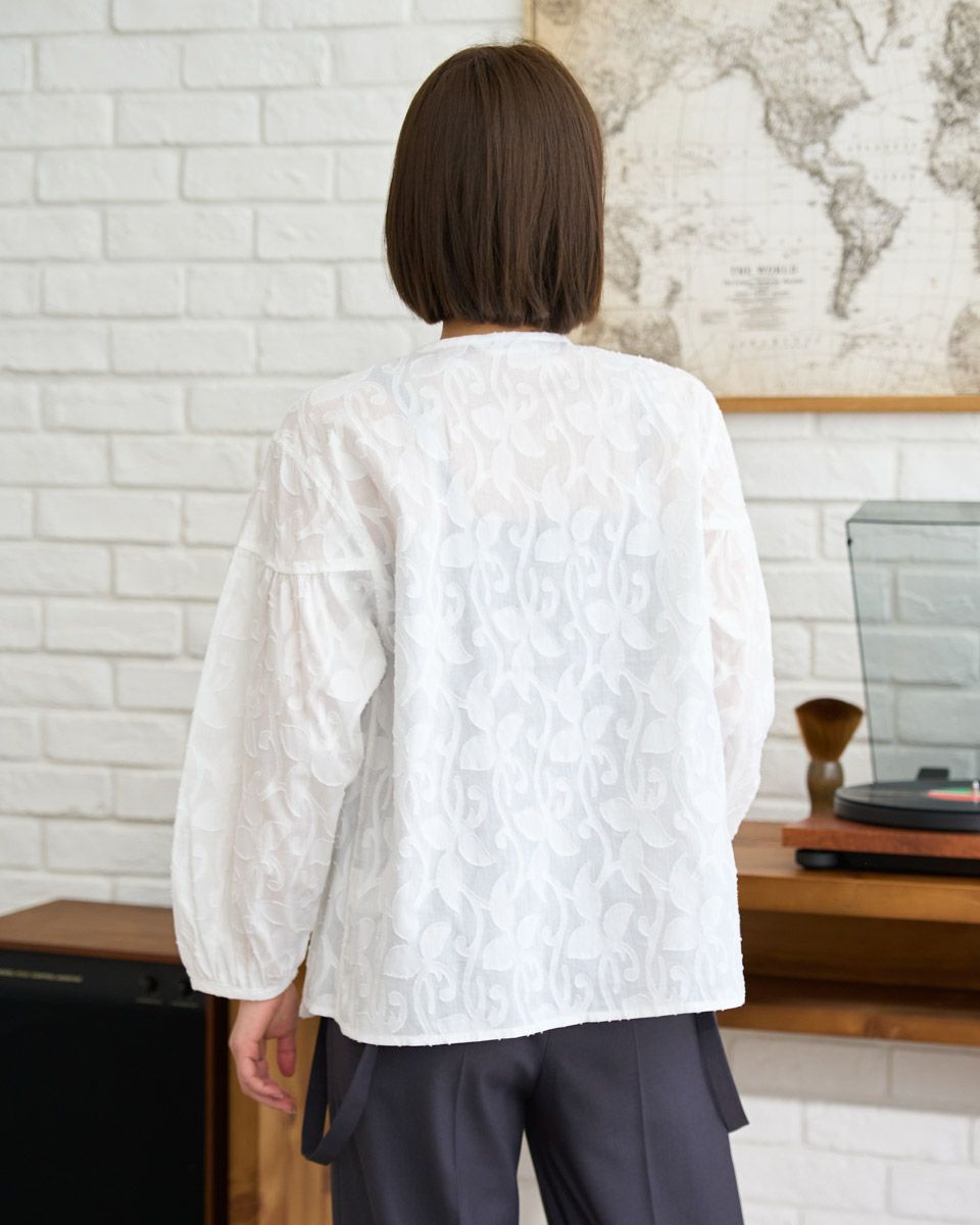 ジャカードブラウス