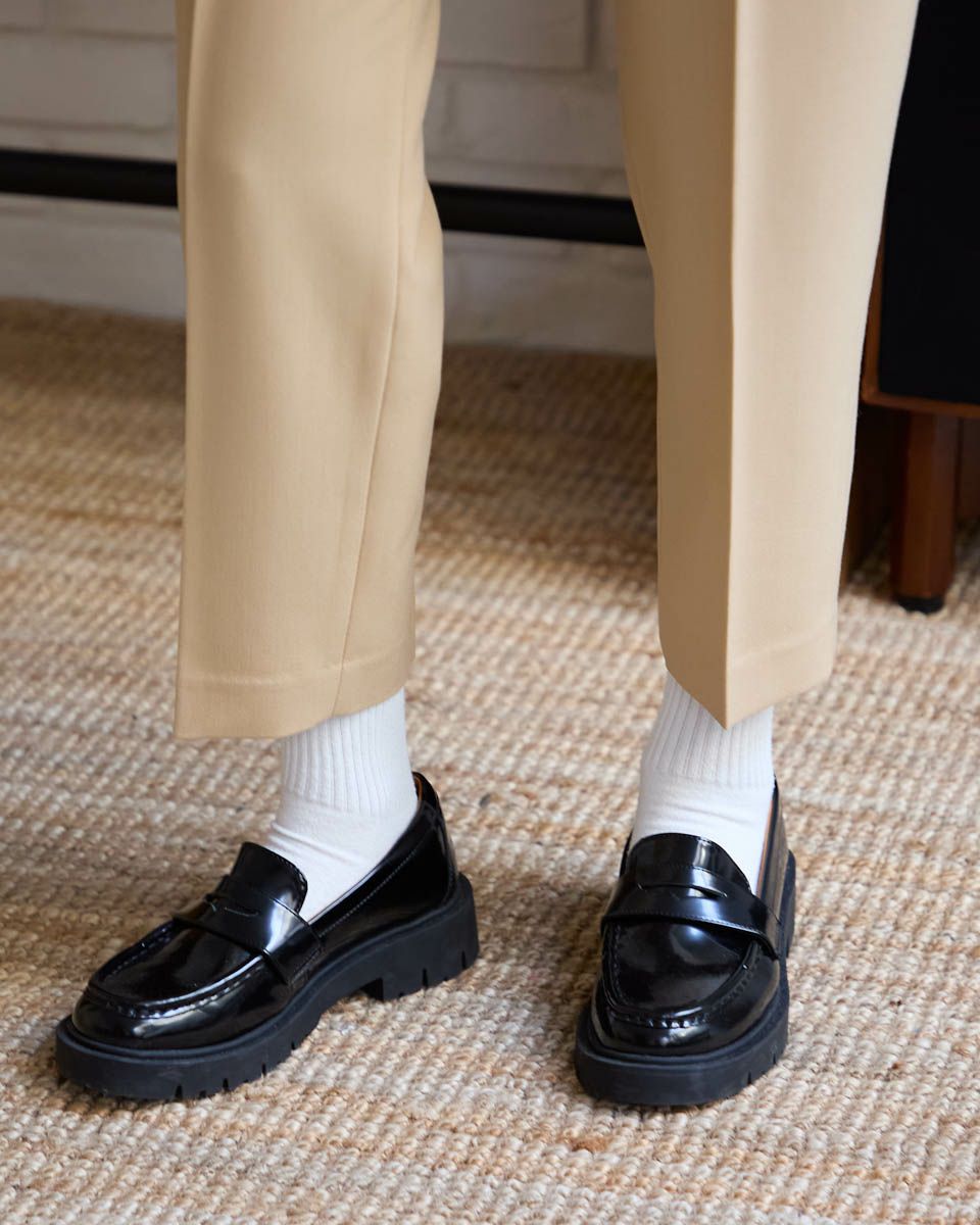 ツータックテーパード