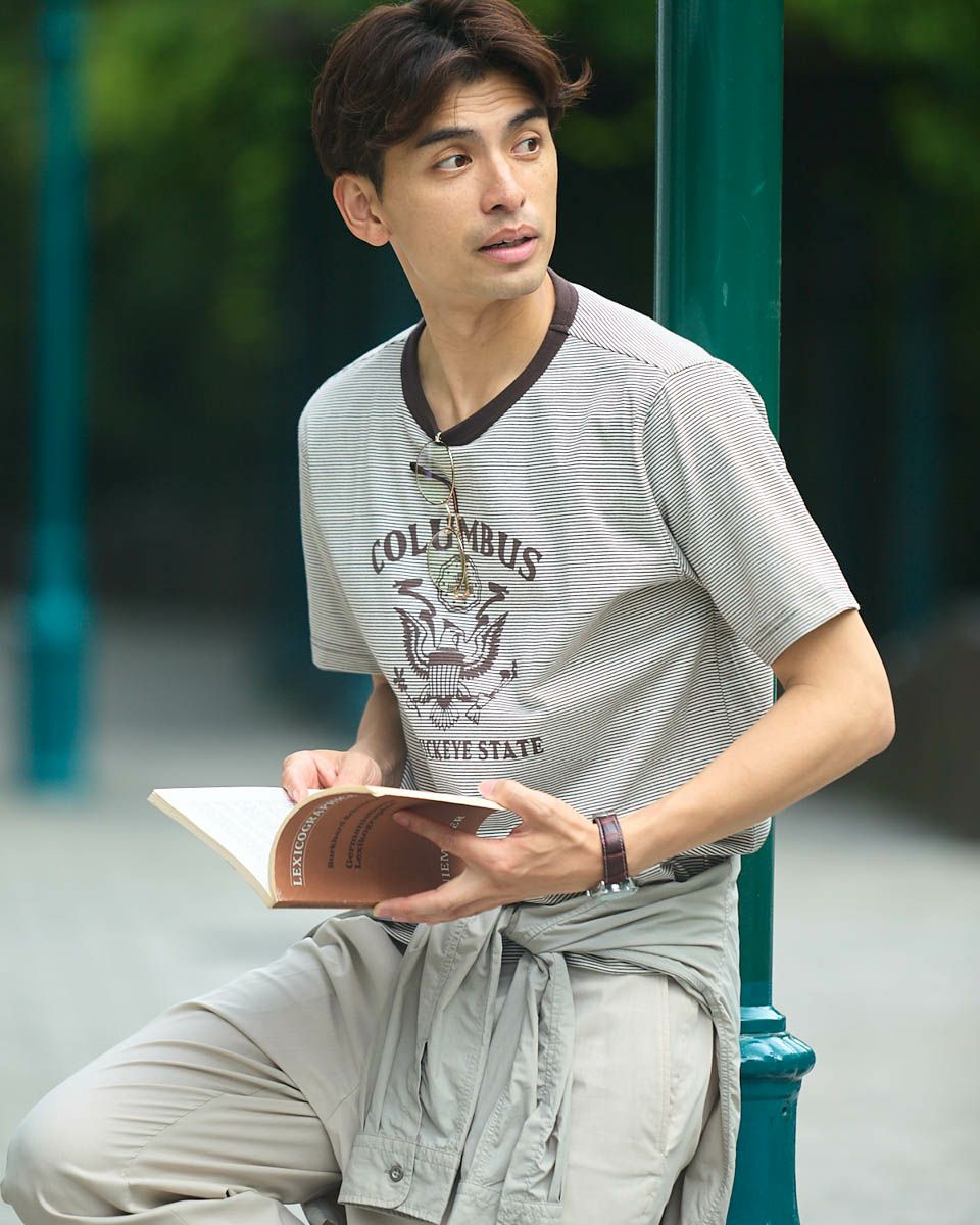 クルーネックTシャツ