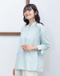 刺しゅうブラウス