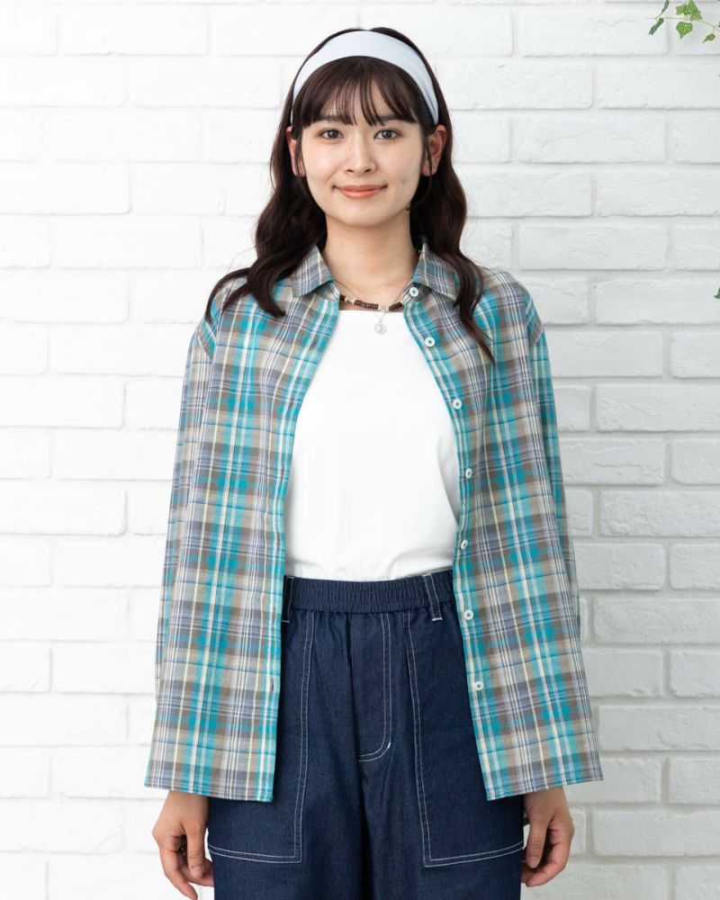 チェックシャツ