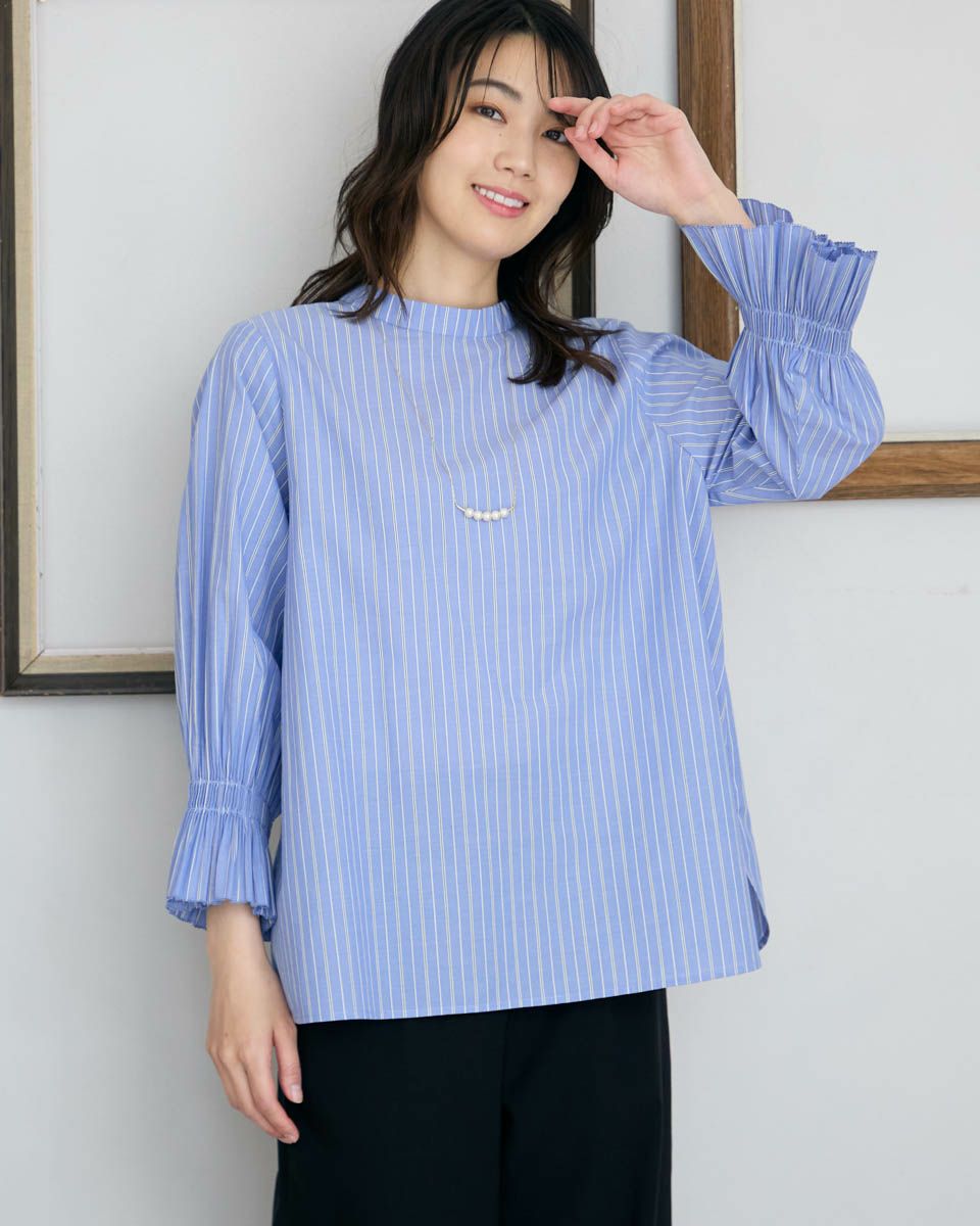 ハイネックブラウス