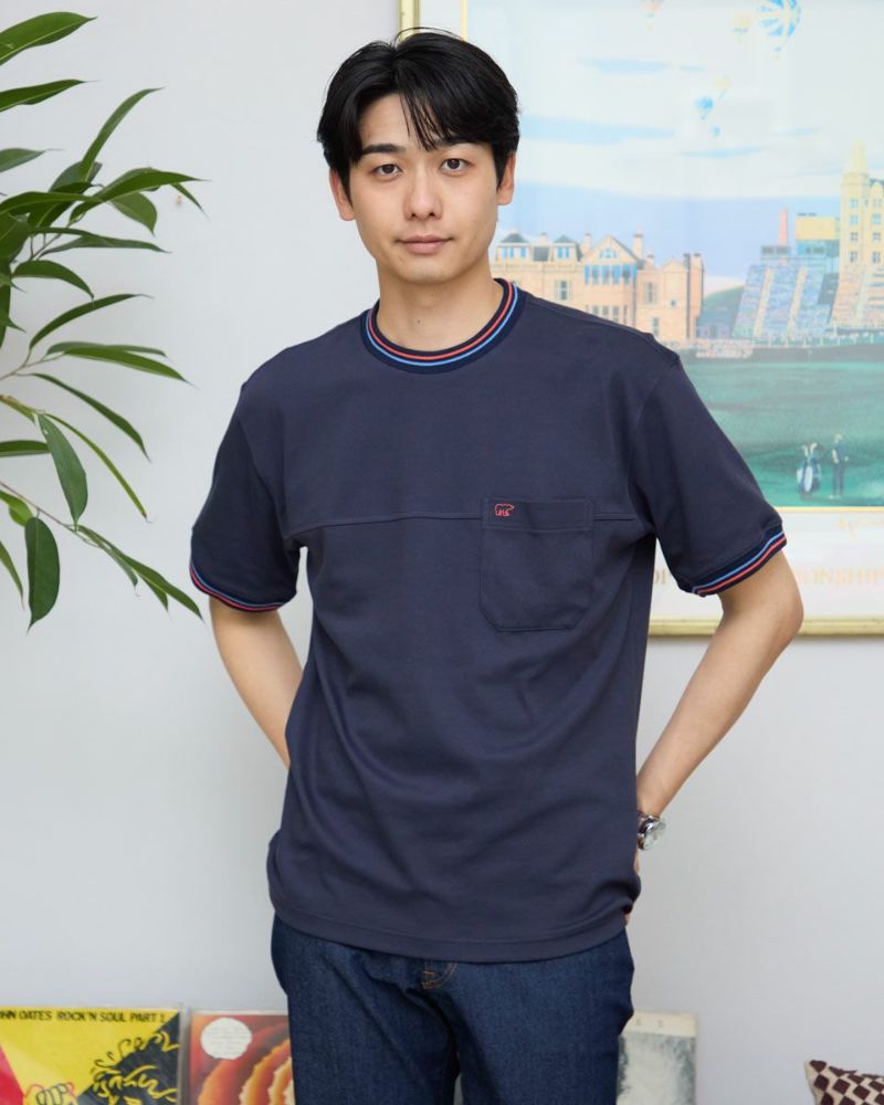 クルーネックTシャツ