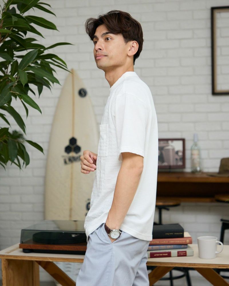 クルーネックTシャツ
