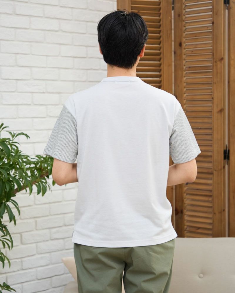 クルーネックＴシャツ