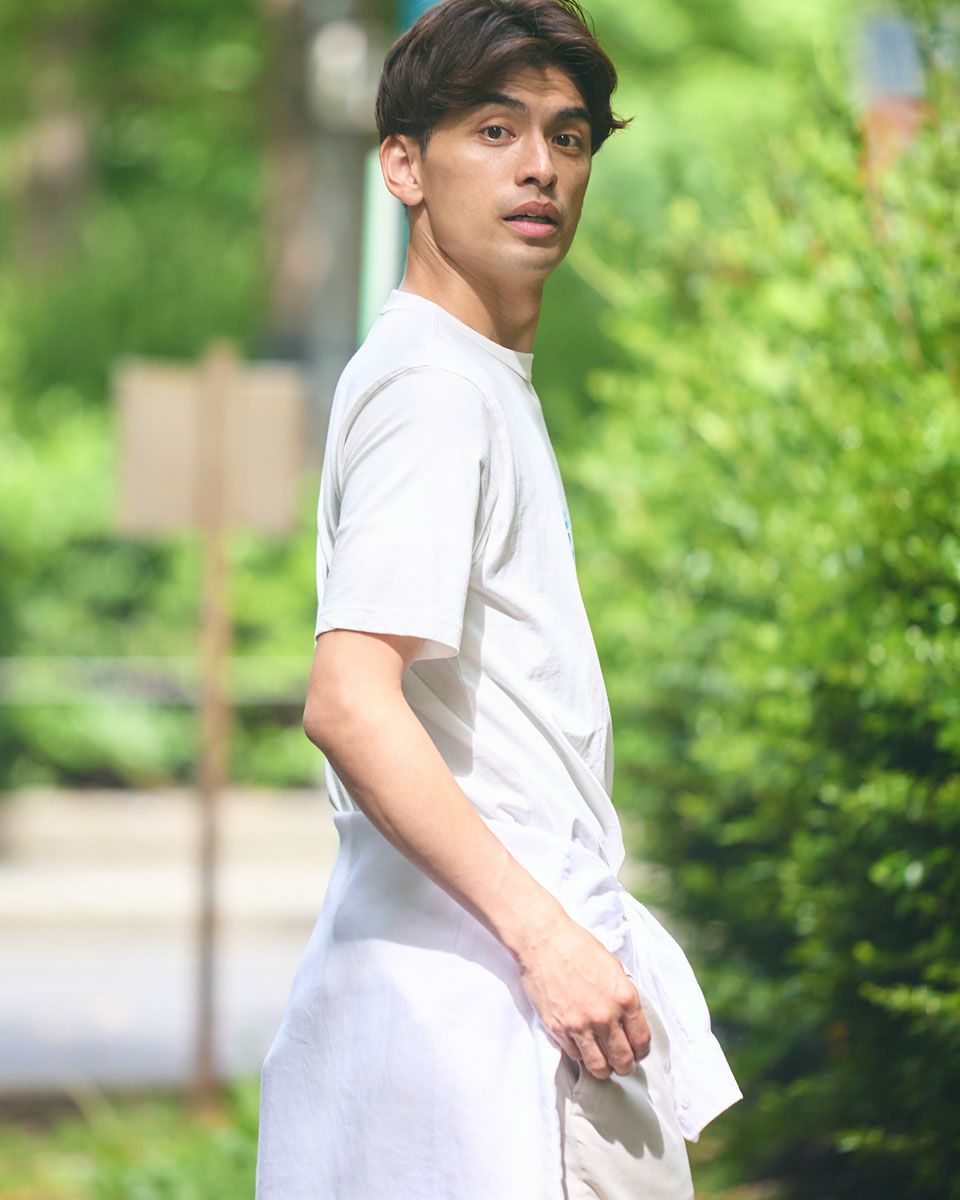 ロゴTシャツ