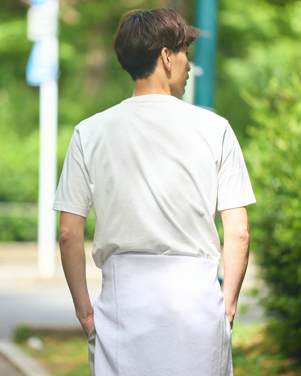 ロゴTシャツ
