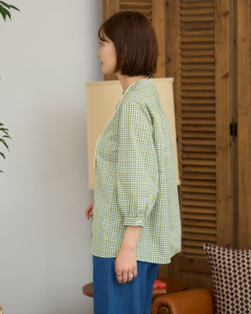 接触冷感チェックブラウス