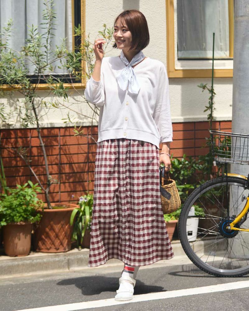 ニットカーディガン