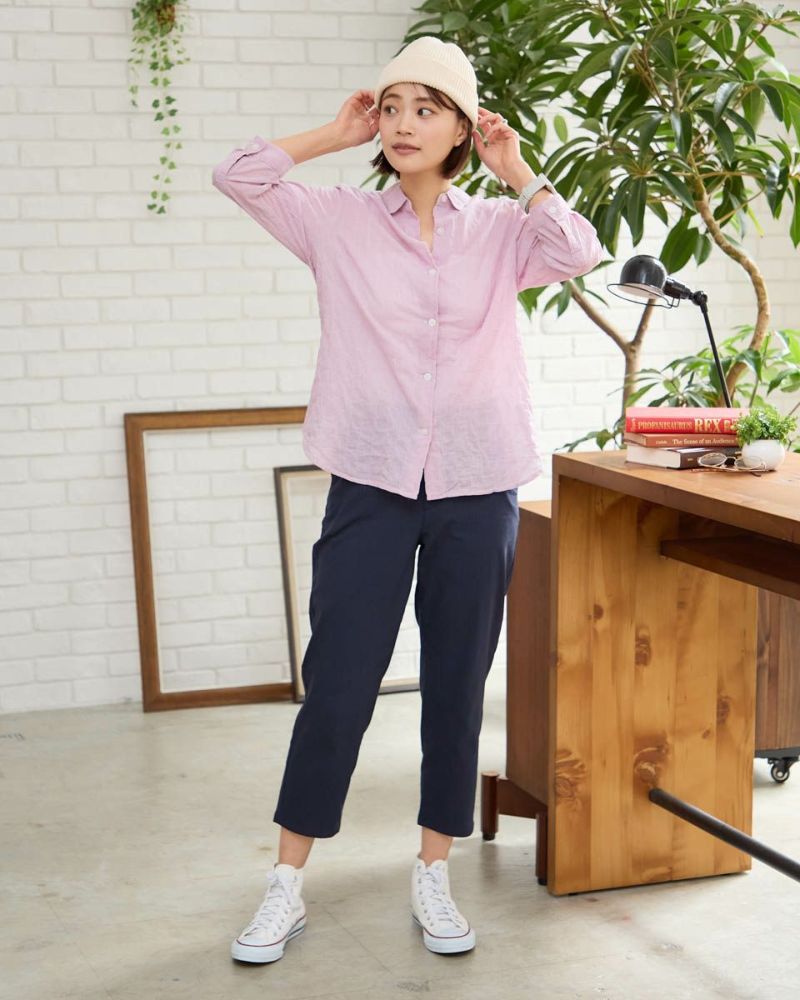 テーパードパンツ
