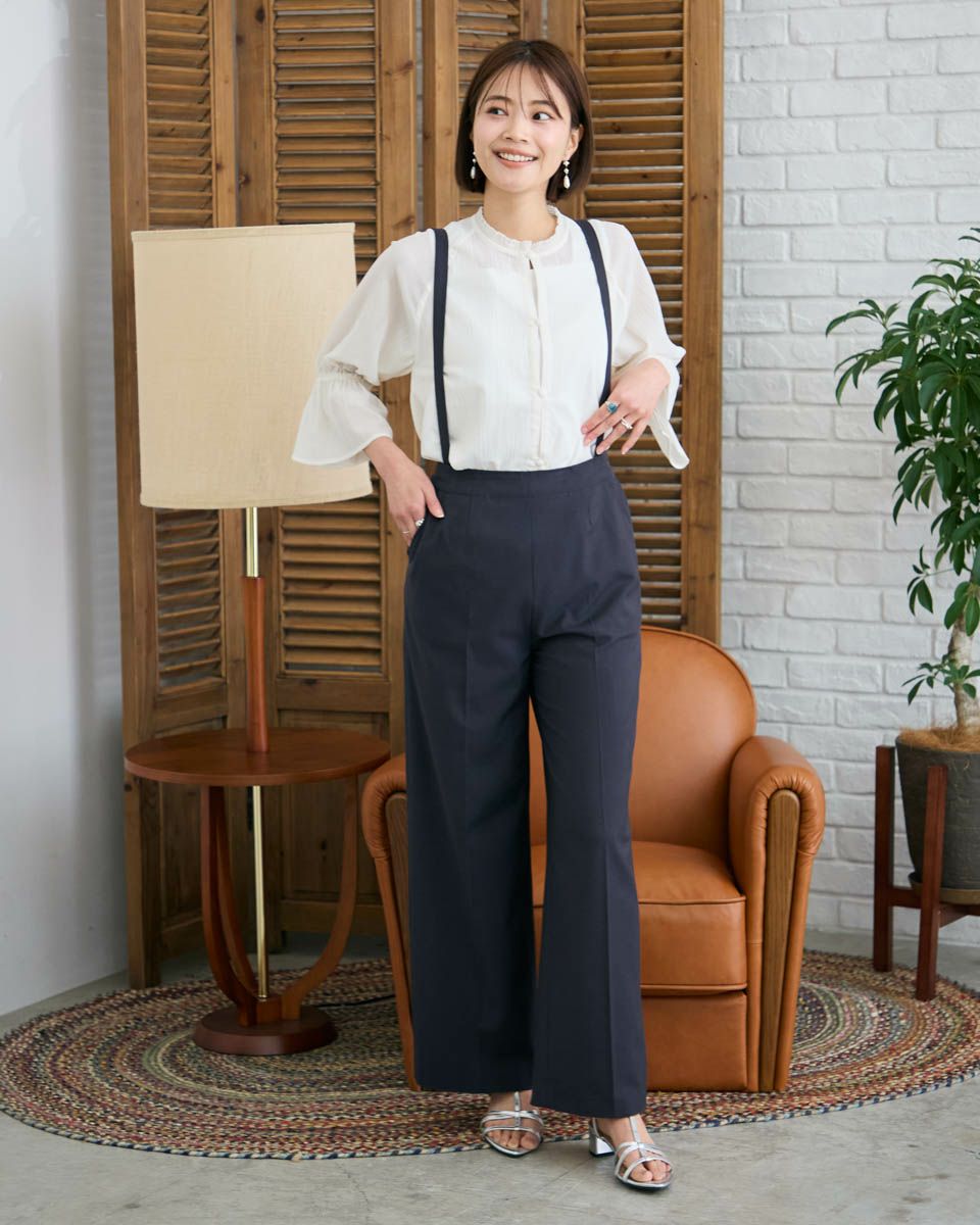 フレアブラウス