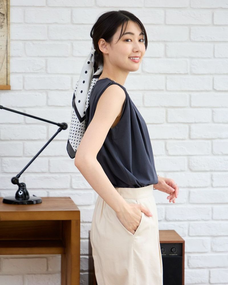 タンクトップ