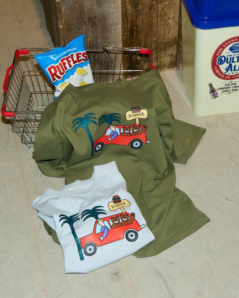 Golden BearカープリントTシャツ / Saki Morinaga