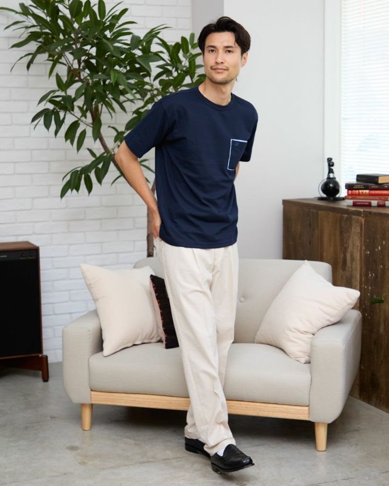 クルーネックＴシャツ