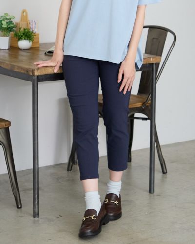 クロップドパンツ