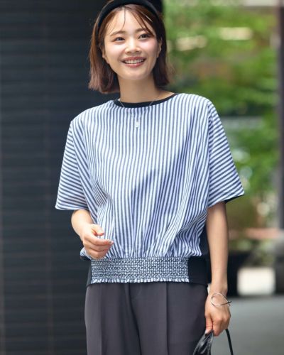 シャーリング使いプルオーバー