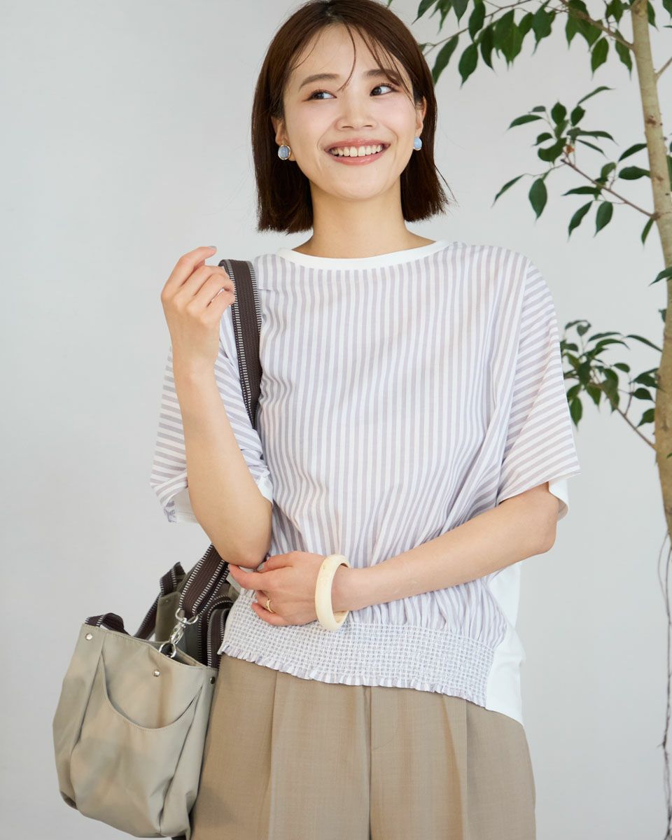 シャーリング使いプルオーバー