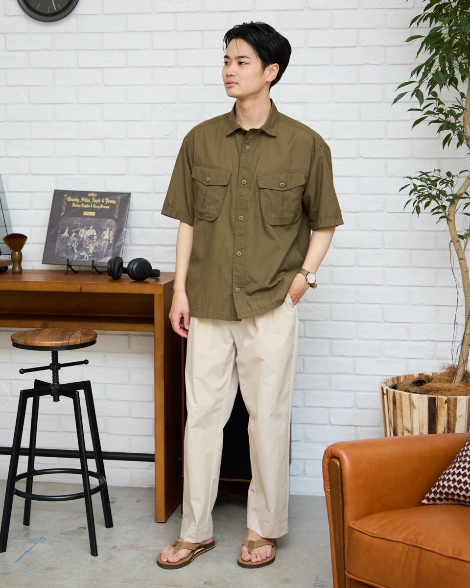 半袖オーバーシャツ