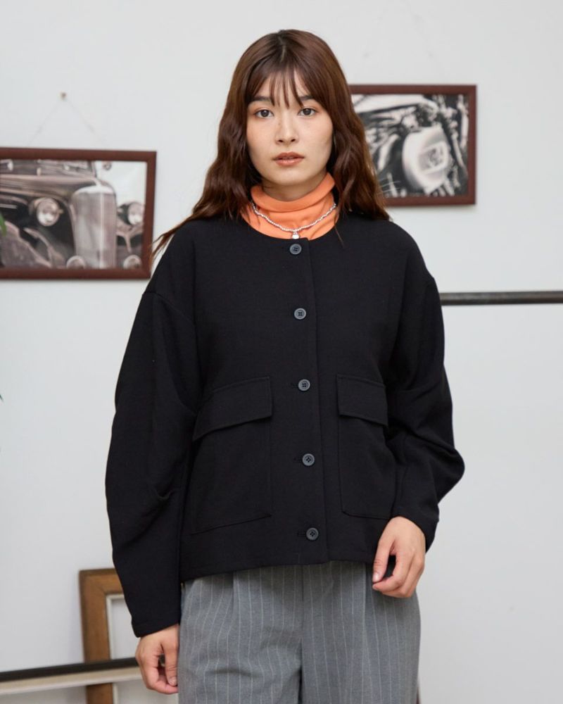 HAY超美品！！コールハーンラム　ジャケット　ブラック　ショート丈 レディース ラバータッチショートジャケット ZBFAO59 - AIGLE