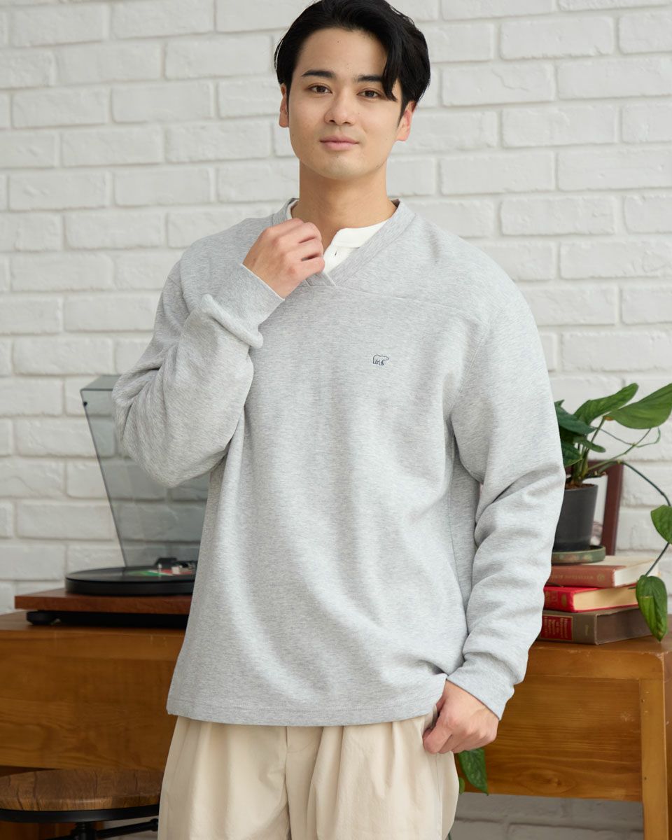 Vネックスウェット