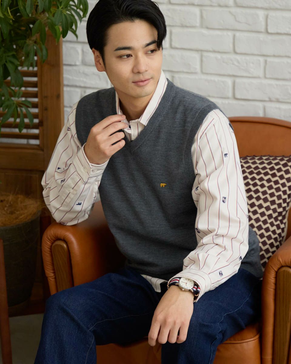 無地Vネックベスト