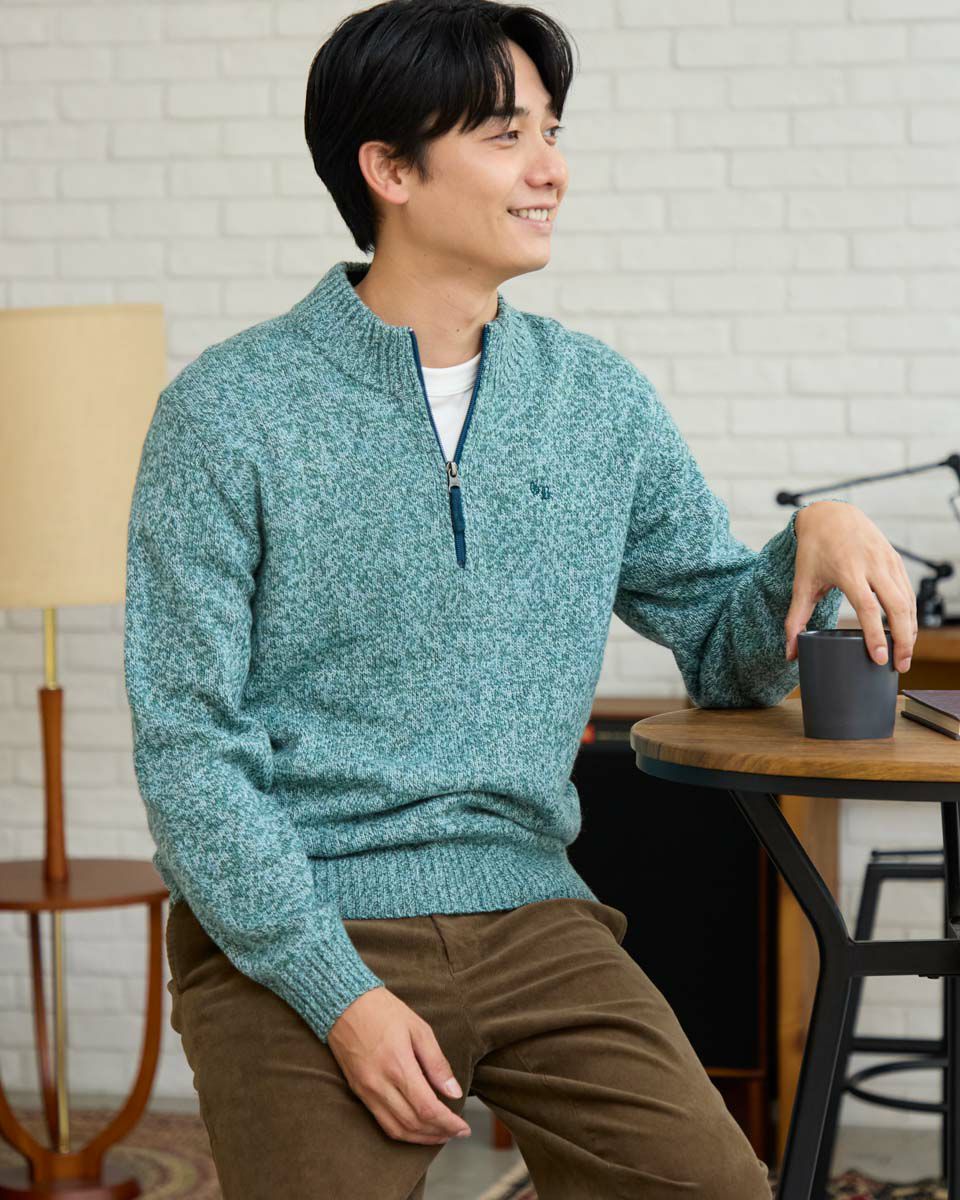 ハーフZIPニット