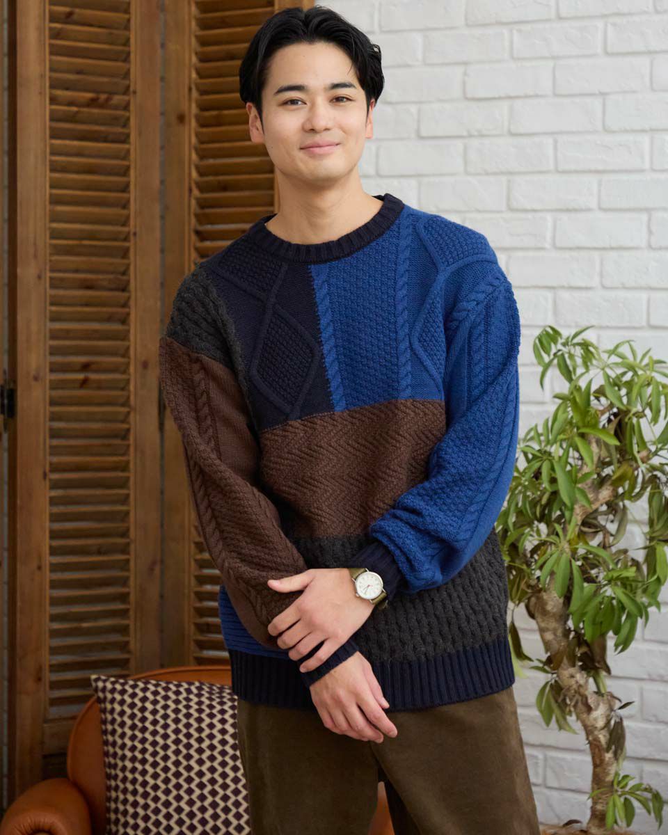 切替クルーネックニット