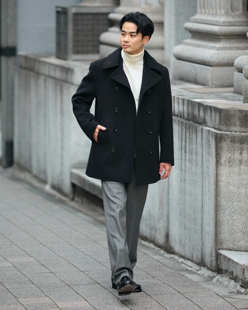 こだわりの逸品 #2 ―NAVY由来の機能が息づくクラシック― - ゴールデンベア