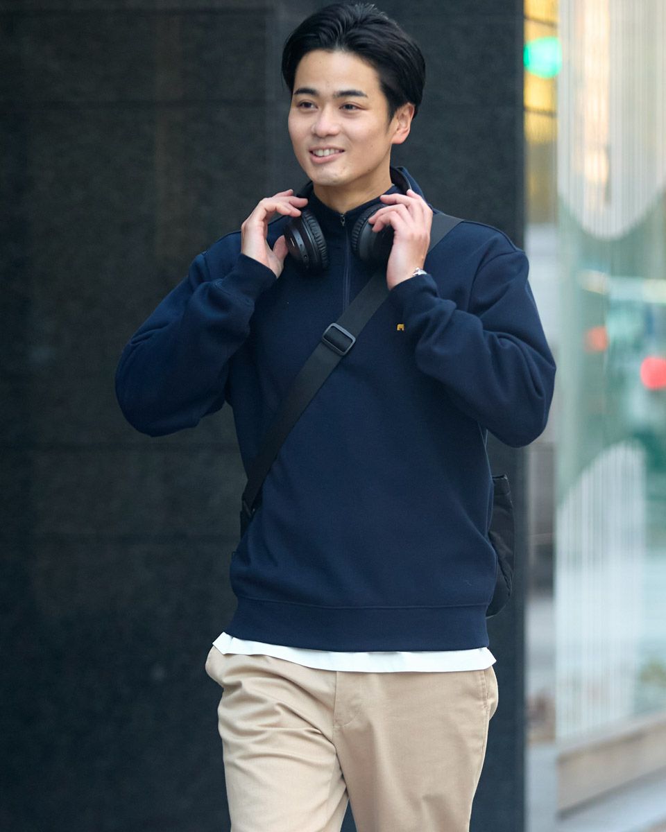 ハーフZIPスウェット